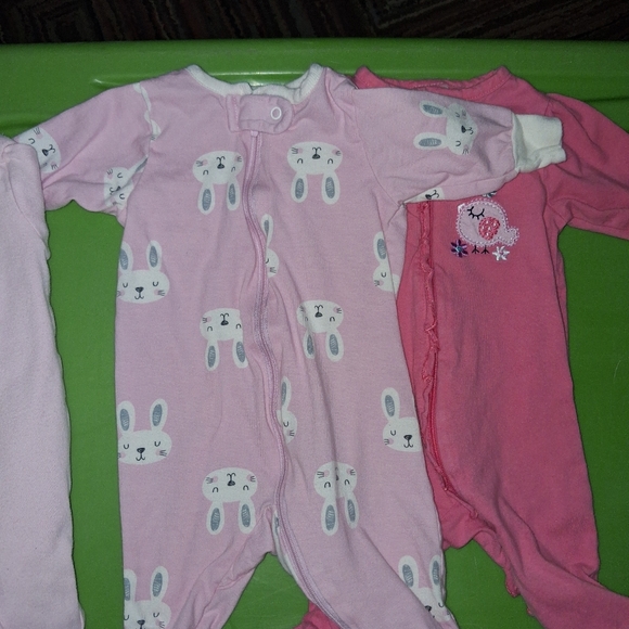 Newborn Pink Clothes Bundle - Picture 3 of 5